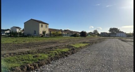 Courthézon Terrain à bâtir - 1559899-6929annonce220230307vM8tx.jpeg Maisons Open