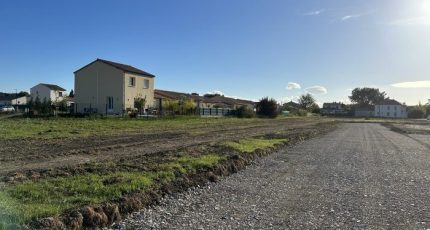 Courthézon Terrain à bâtir - 1591491-3418annonce320230418fmxb9.jpeg Maisons Open