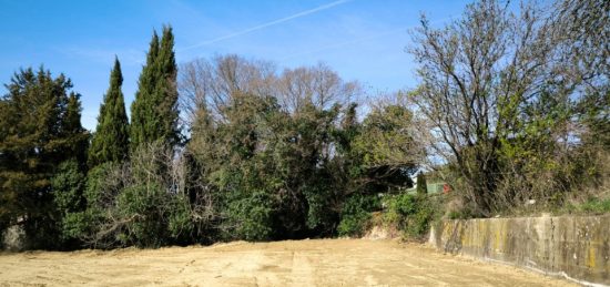 Terrain à bâtir à Cadenet, Provence-Alpes-Côte d'Azur