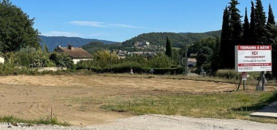 Terrain à bâtir à Vaison-la-Romaine, Provence-Alpes-Côte d'Azur