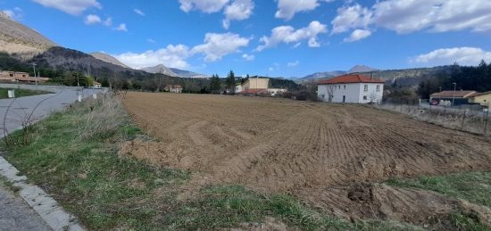 Terrain à bâtir à Aspres-sur-Buëch, Provence-Alpes-Côte d'Azur