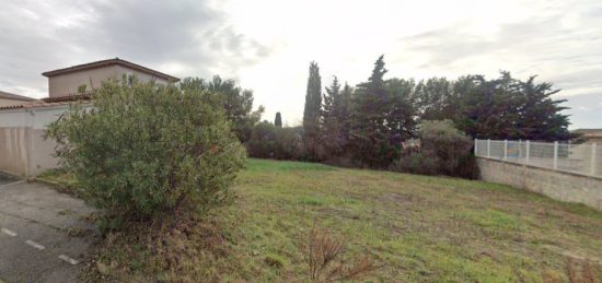 Terrain à bâtir à La Fare-les-Oliviers, Provence-Alpes-Côte d'Azur