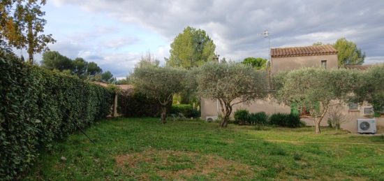 Terrain à bâtir à Cadenet, Provence-Alpes-Côte d'Azur