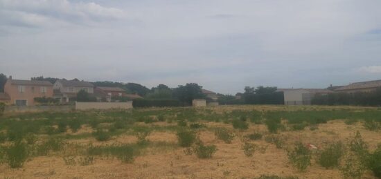 Terrain à bâtir à Orange, Provence-Alpes-Côte d'Azur